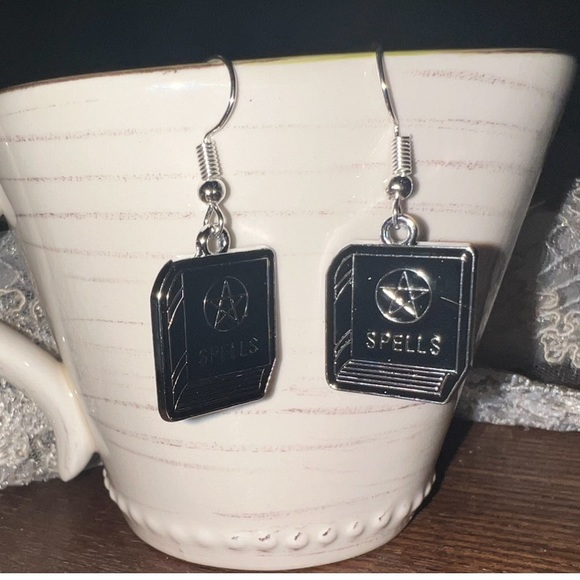 $2 SPELL BOOK EARRINGS. STAINLESS STEEL. NEW. $2 WITH ANY $10 ORDER OR MORE BUND - Picture 7 of 16